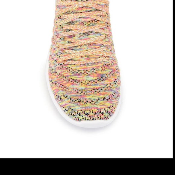 APL Techloom Wave, Multi Color/White, size 9.5 - Picture 2 of 4